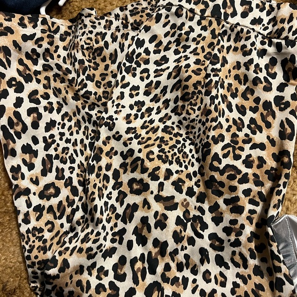 Cheetah print high waisted skirt - Picture 1 of 2